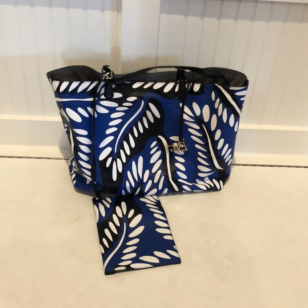 Diane Von Furstenberg large blue tote NWOT